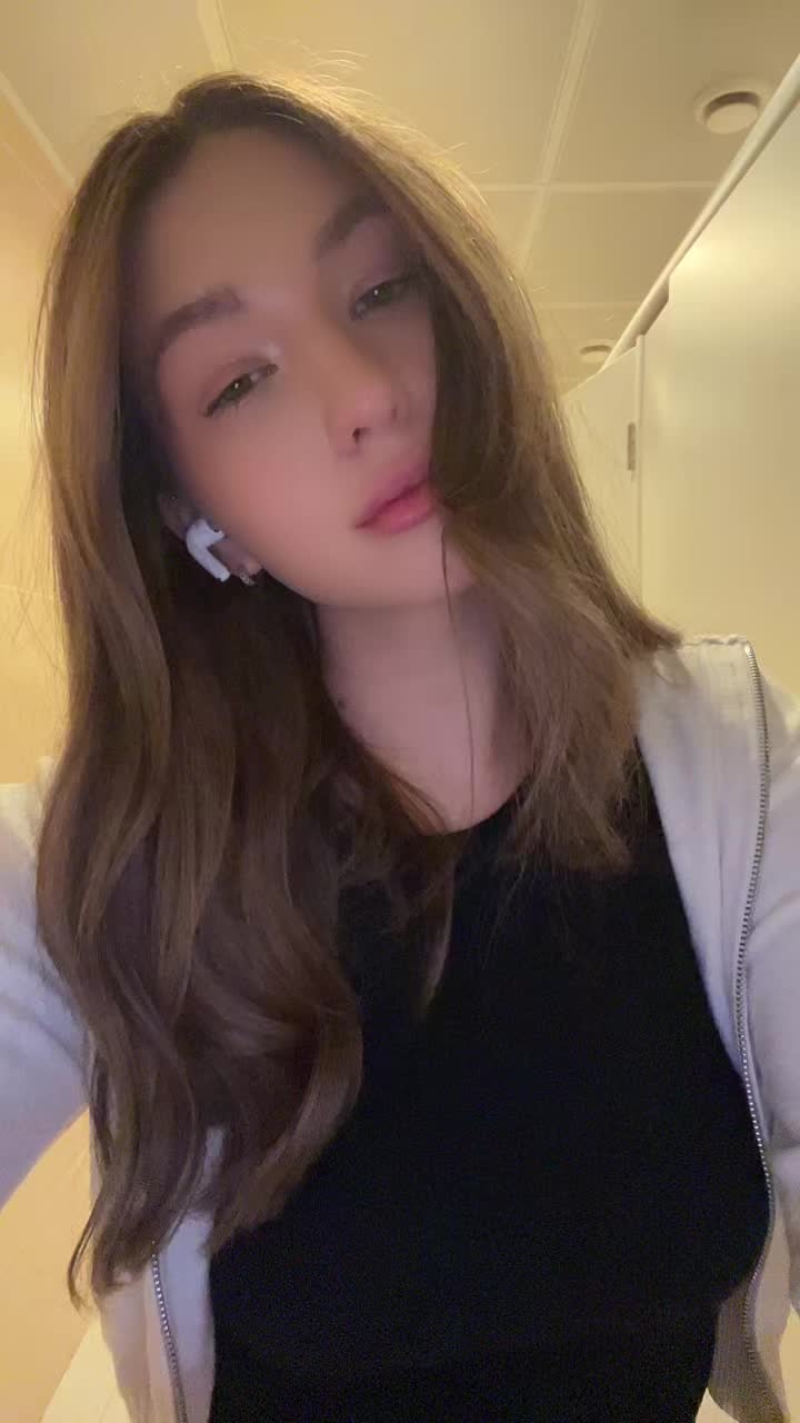 @vaaalensiaaas
