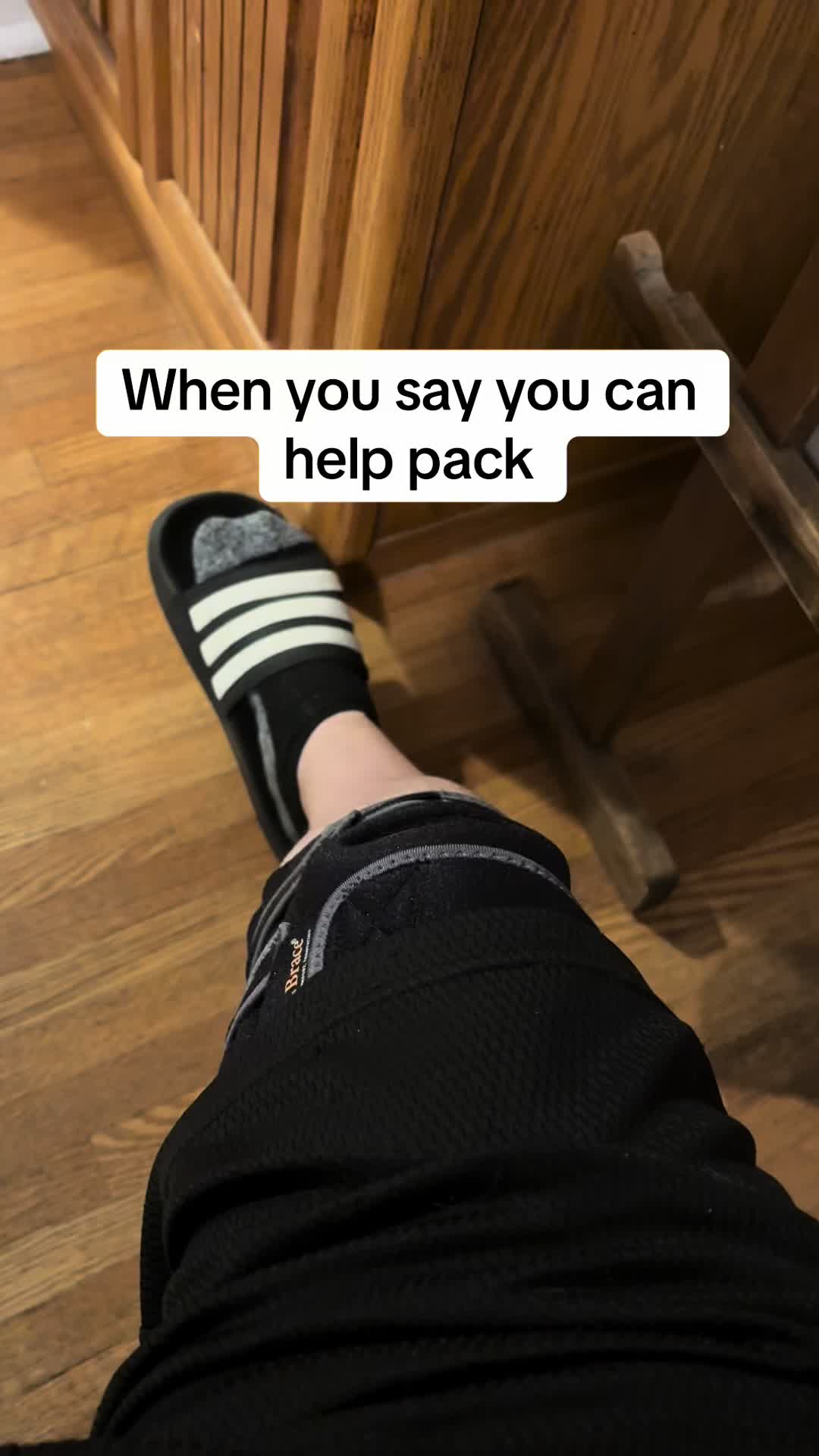 @awkwardnicole 🥸