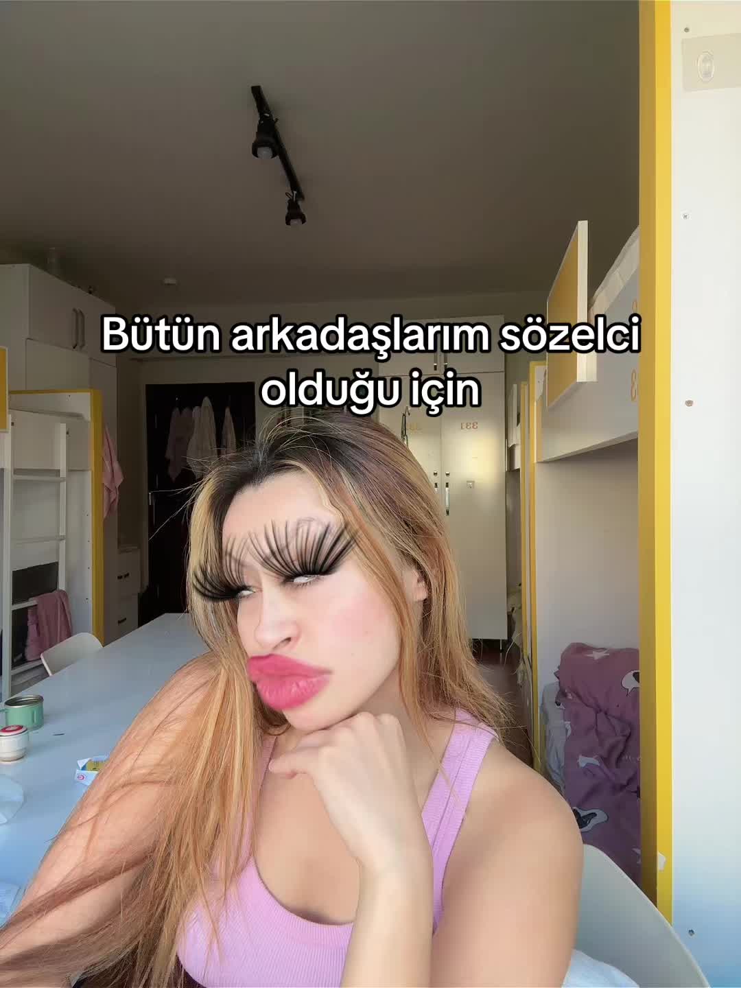 @ayllinn.0