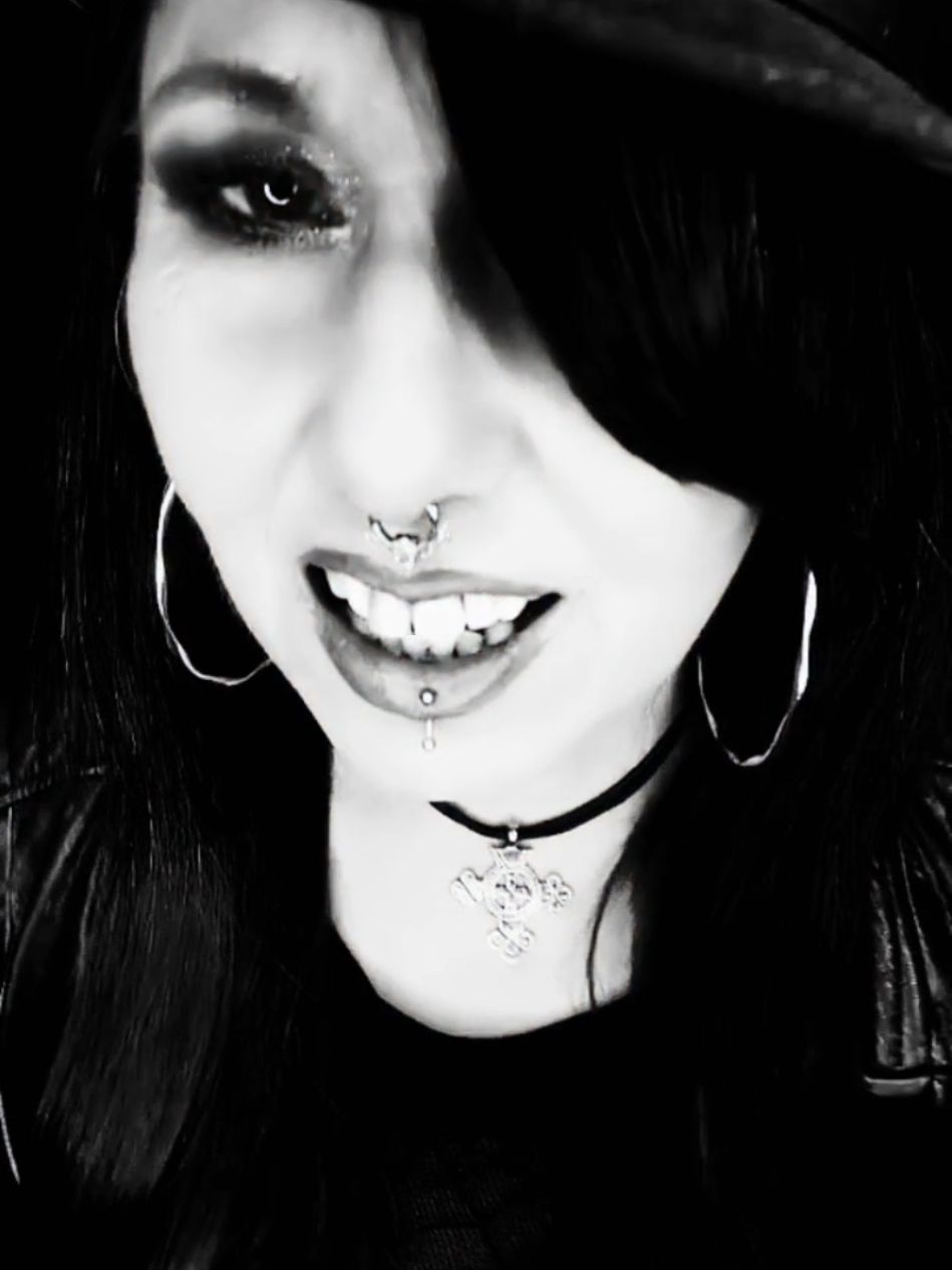 @🖤🎼Kikki🎼🖤