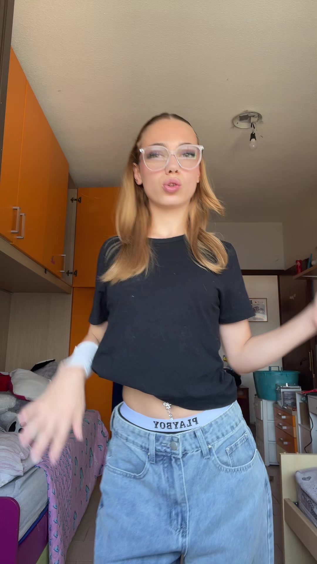 @🐺