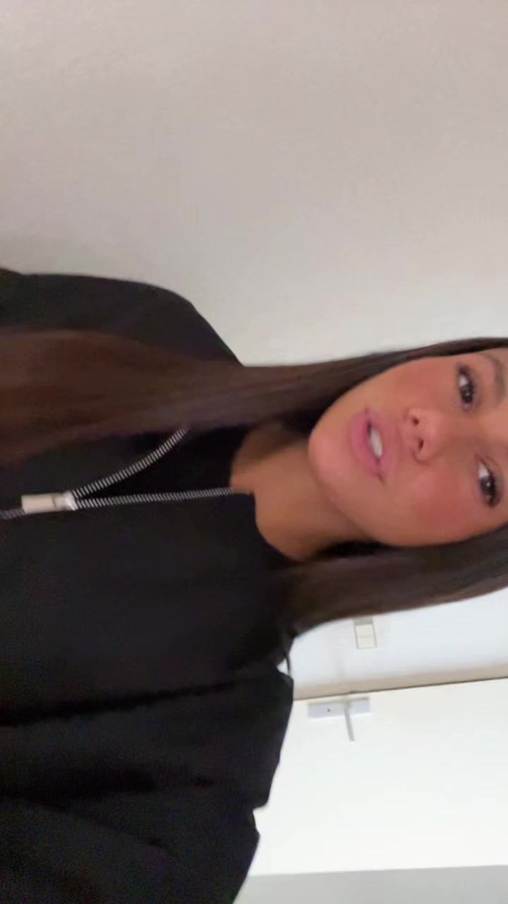 @chloé