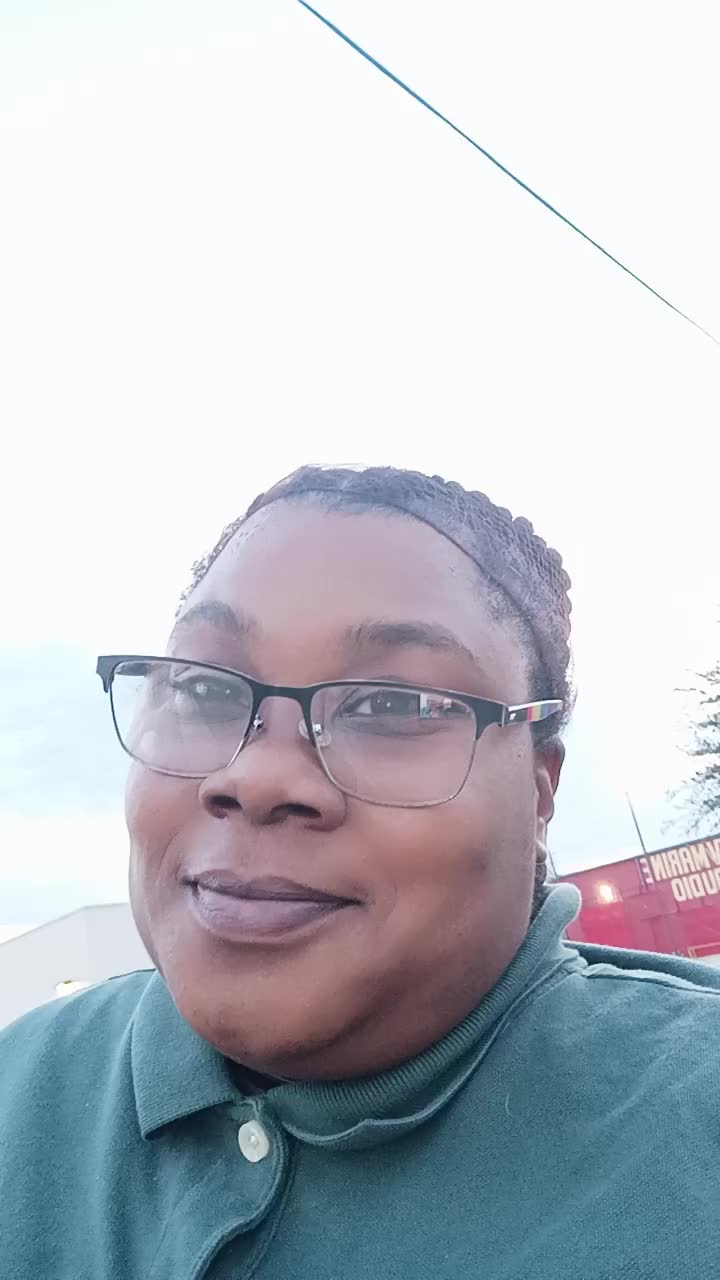 @Itsdefinitelyu
