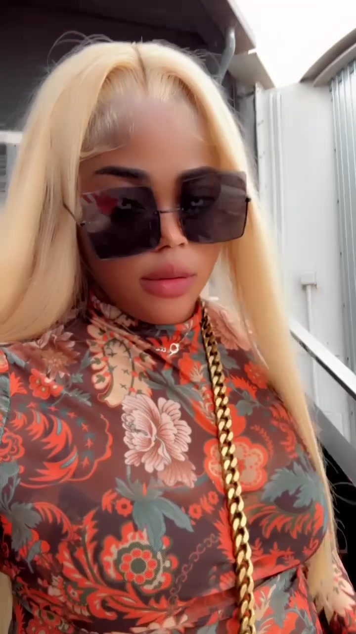 @Biggest Queen