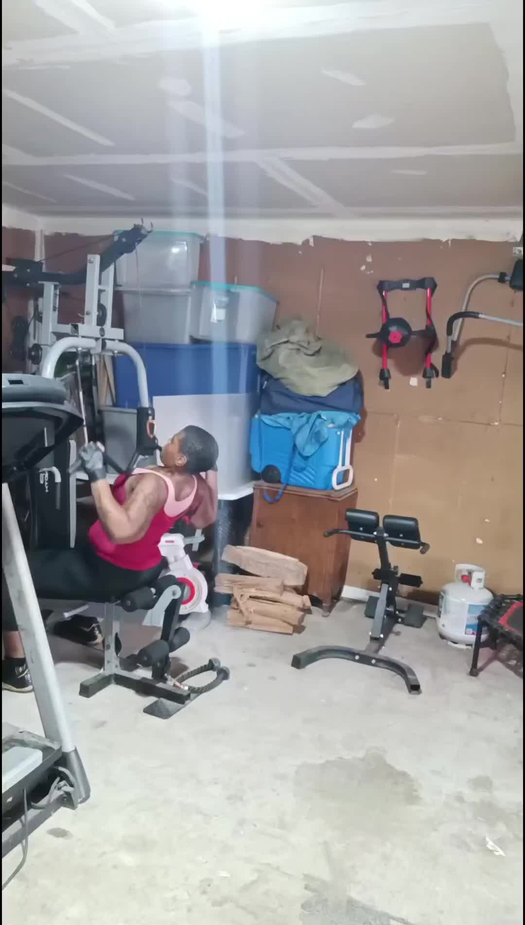 @locaknoni