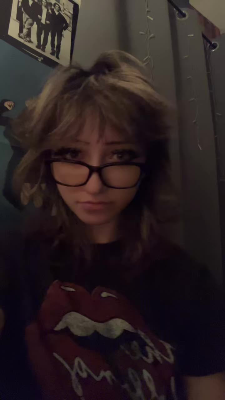 @lizzystarz