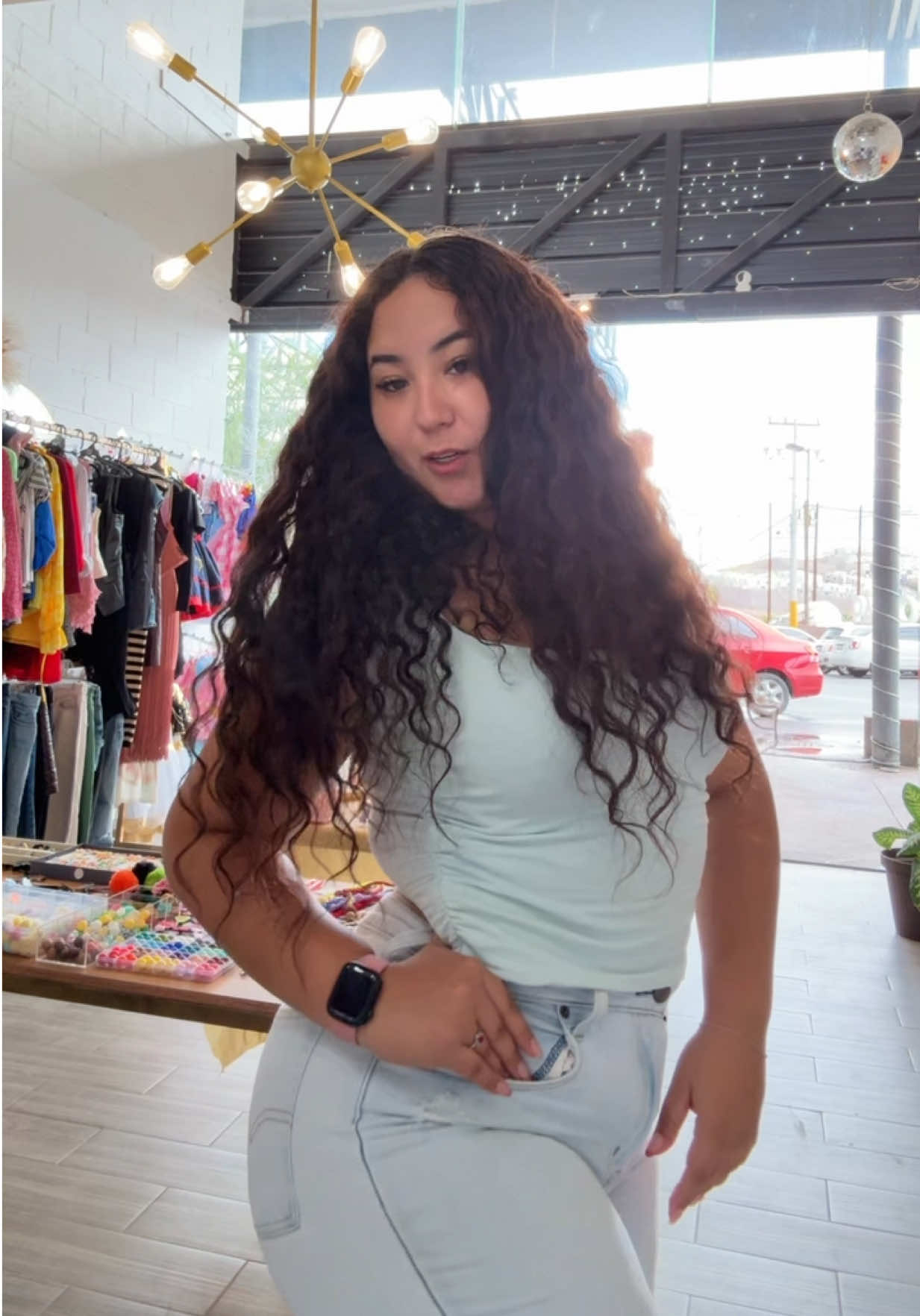 @AlexandraDeLuna_