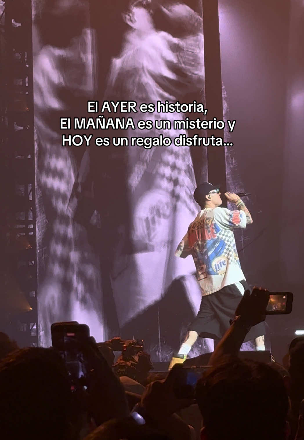 @𝑬𝑳 𝑩𝑶𝑺𝑻𝑶𝑵