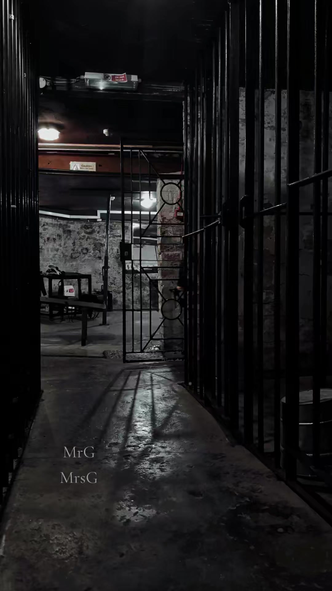 @MrG__