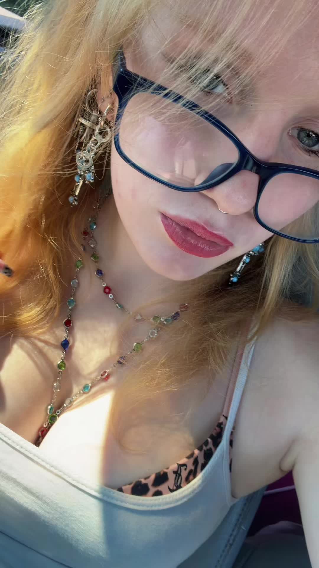 @Abby🦇