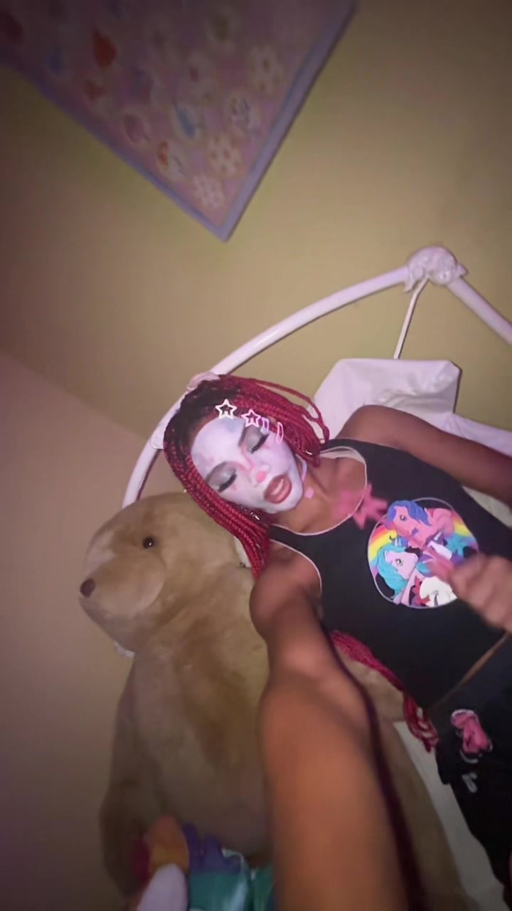 @Glowup1
