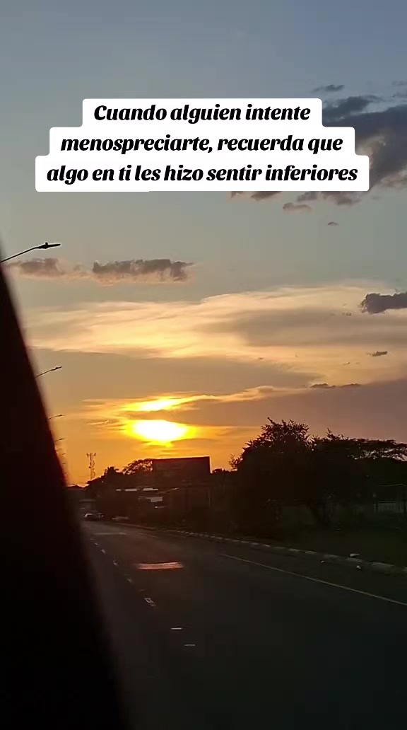 @ANA💙👑