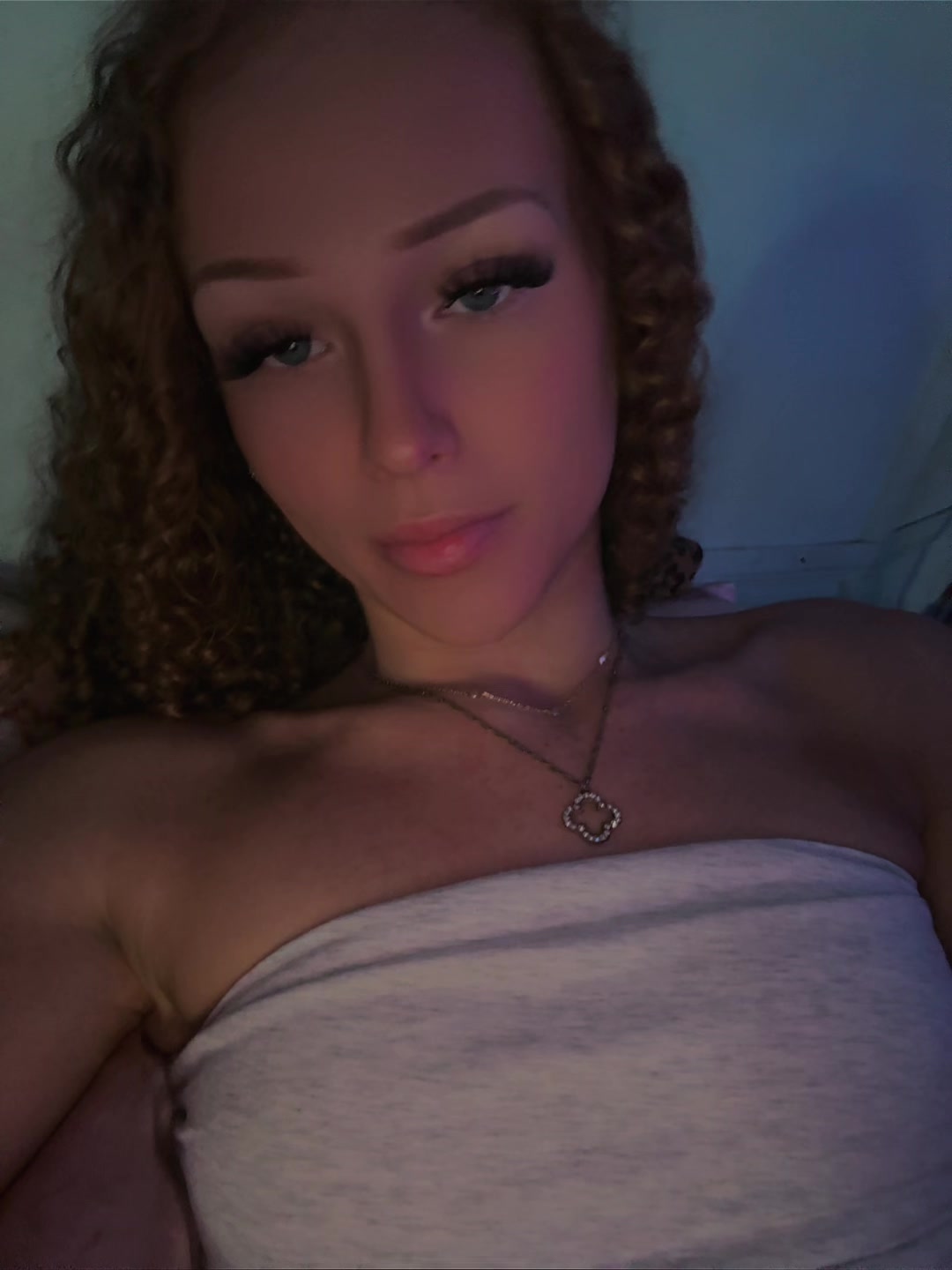 @𝔸𝕝𝕖𝕩𝕚𝕒♡︎