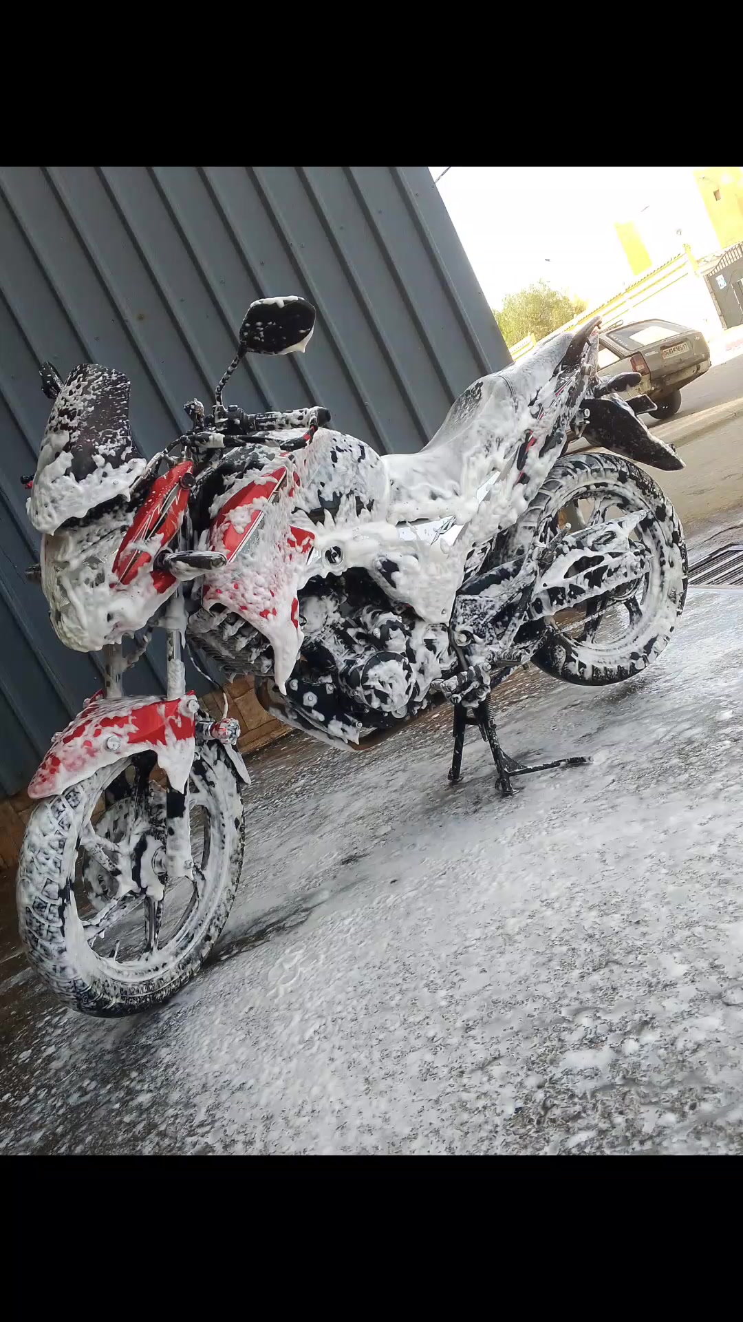 @𝑴𝒐𝒖𝒉𝒂//𝒁900🍃🏍