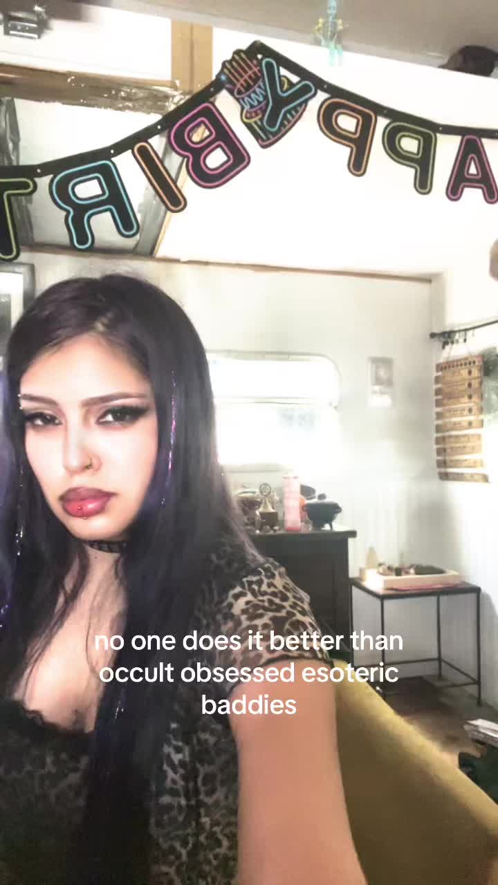 @macabrecvtie
