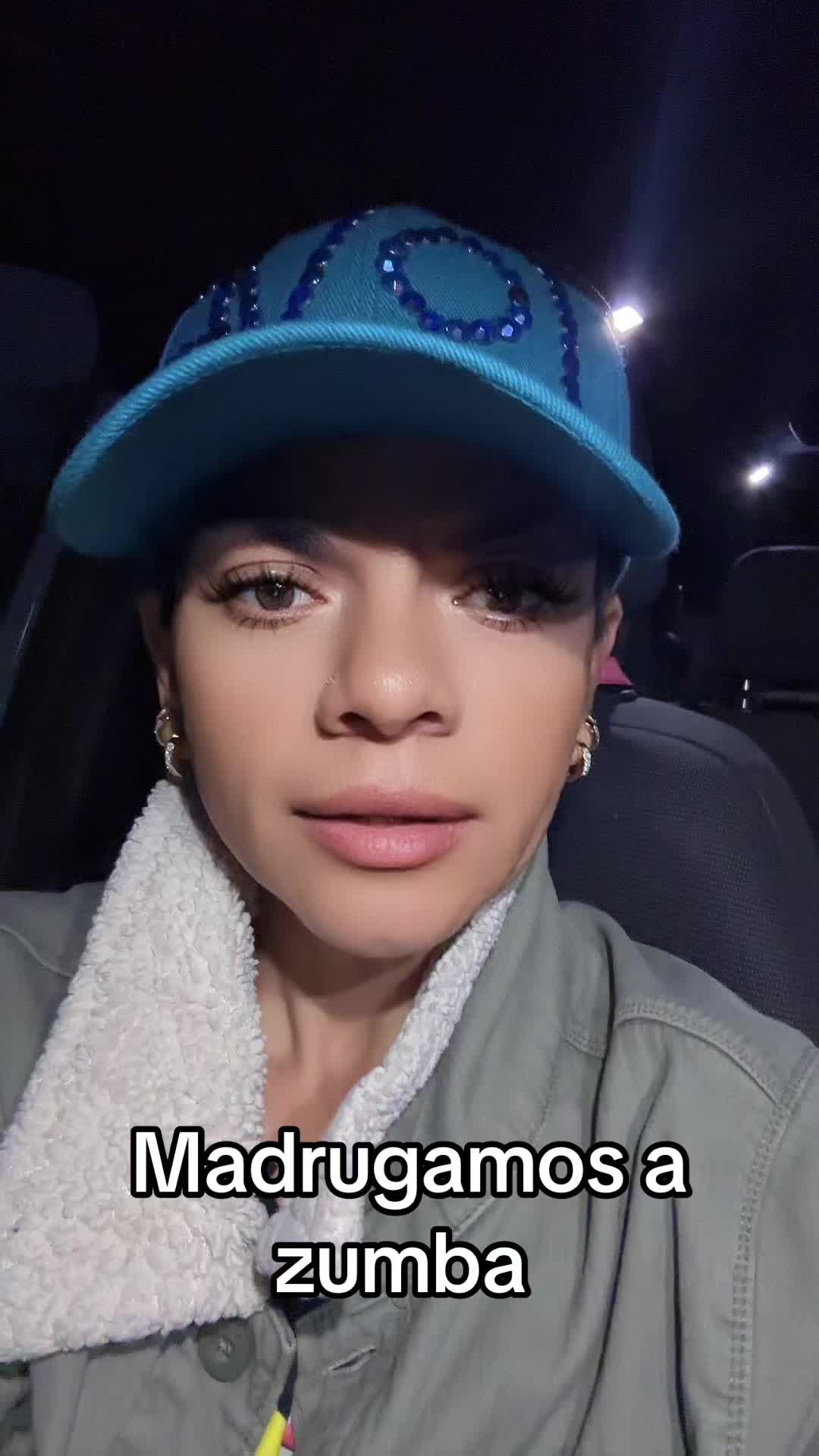 @vickisisepuede