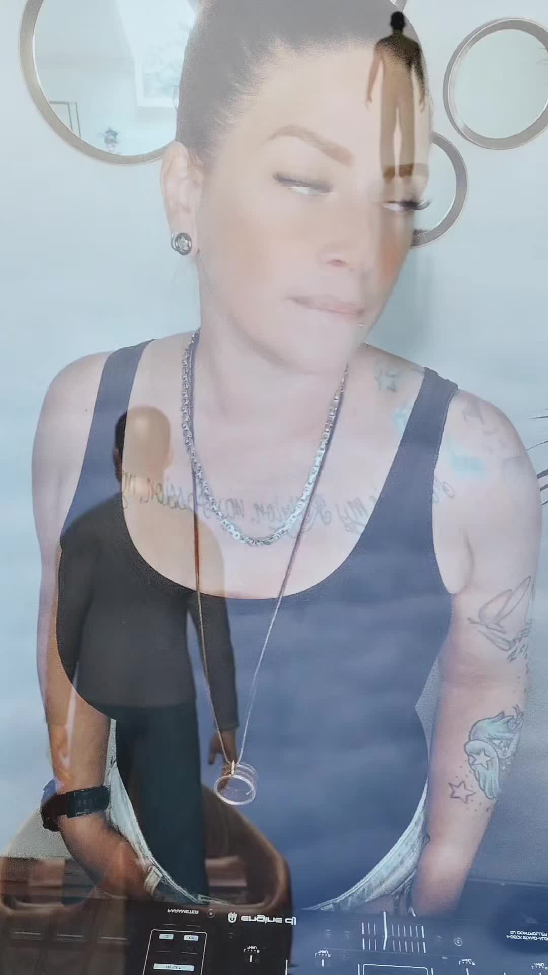 @★ℜ𝔢𝔡★