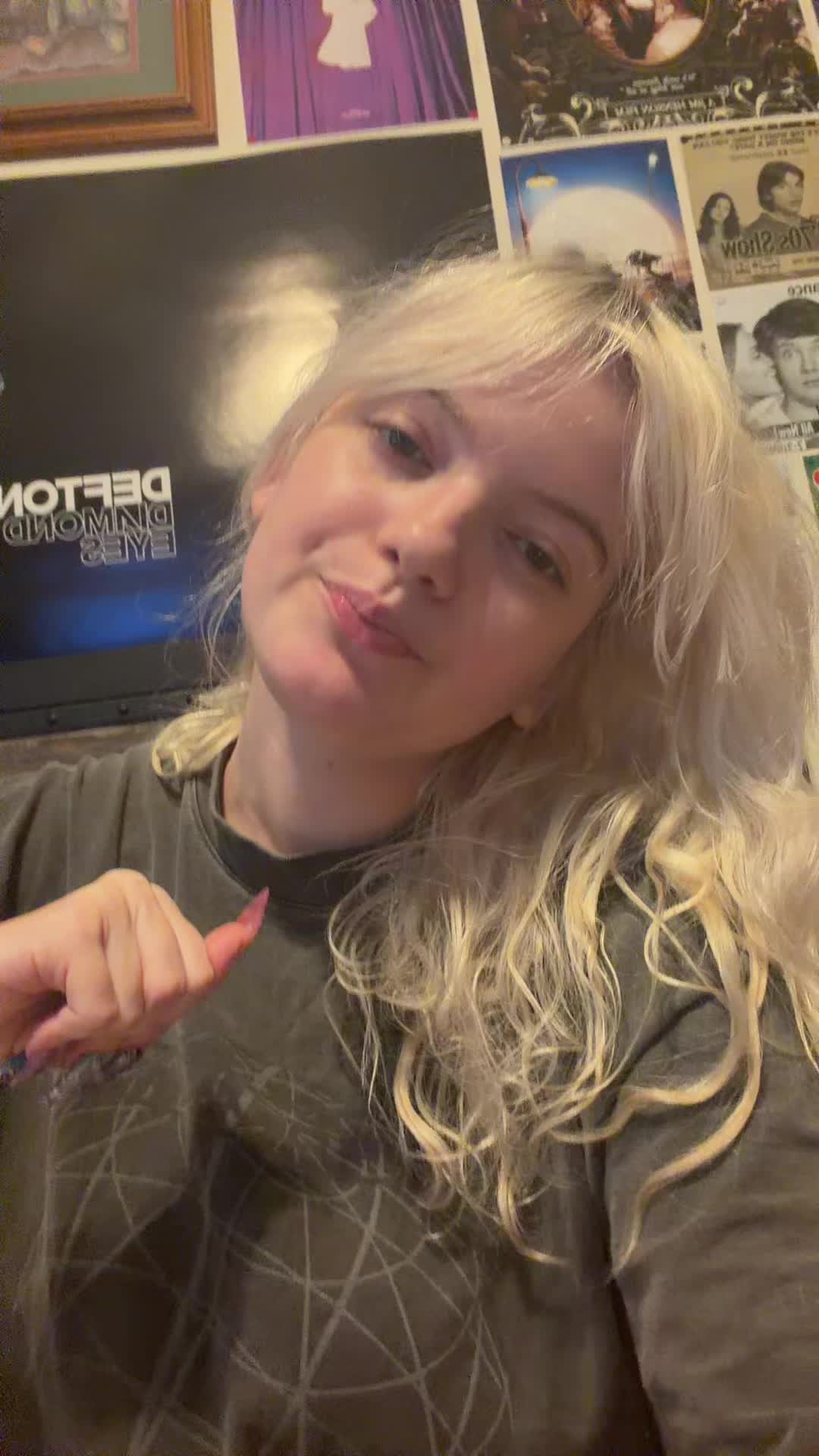 @h🦄