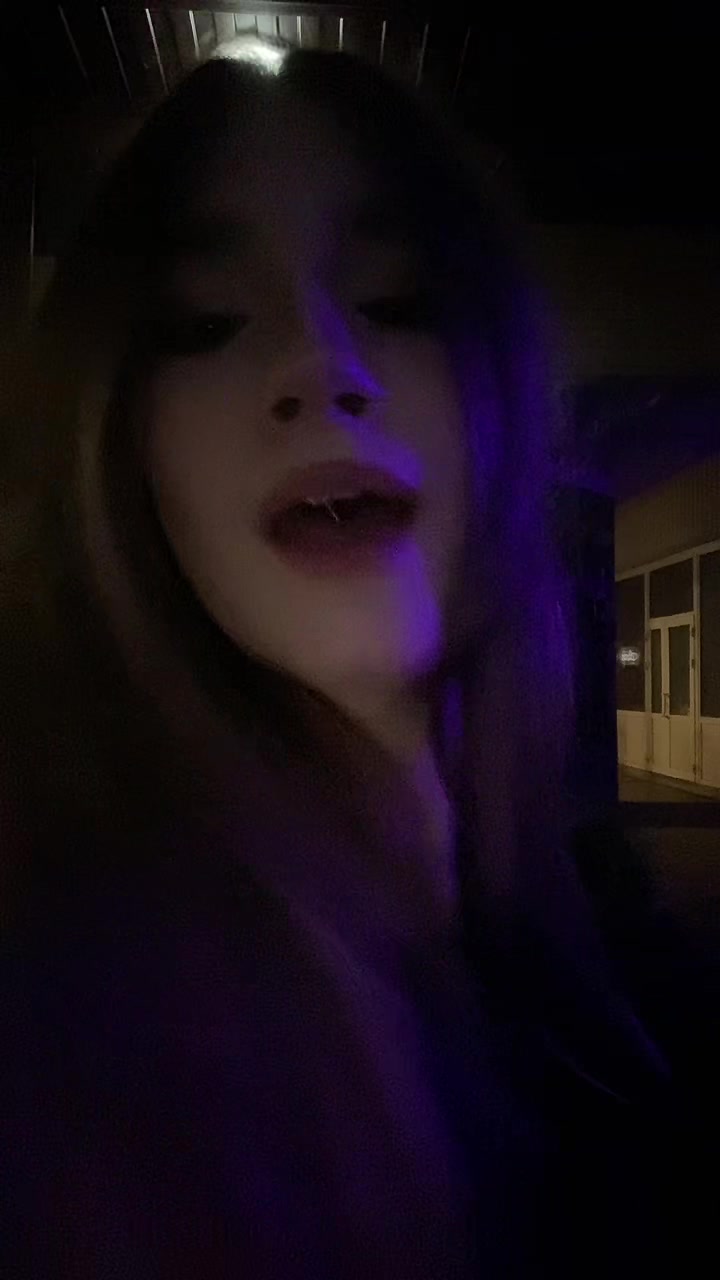 @дэмочка🪽