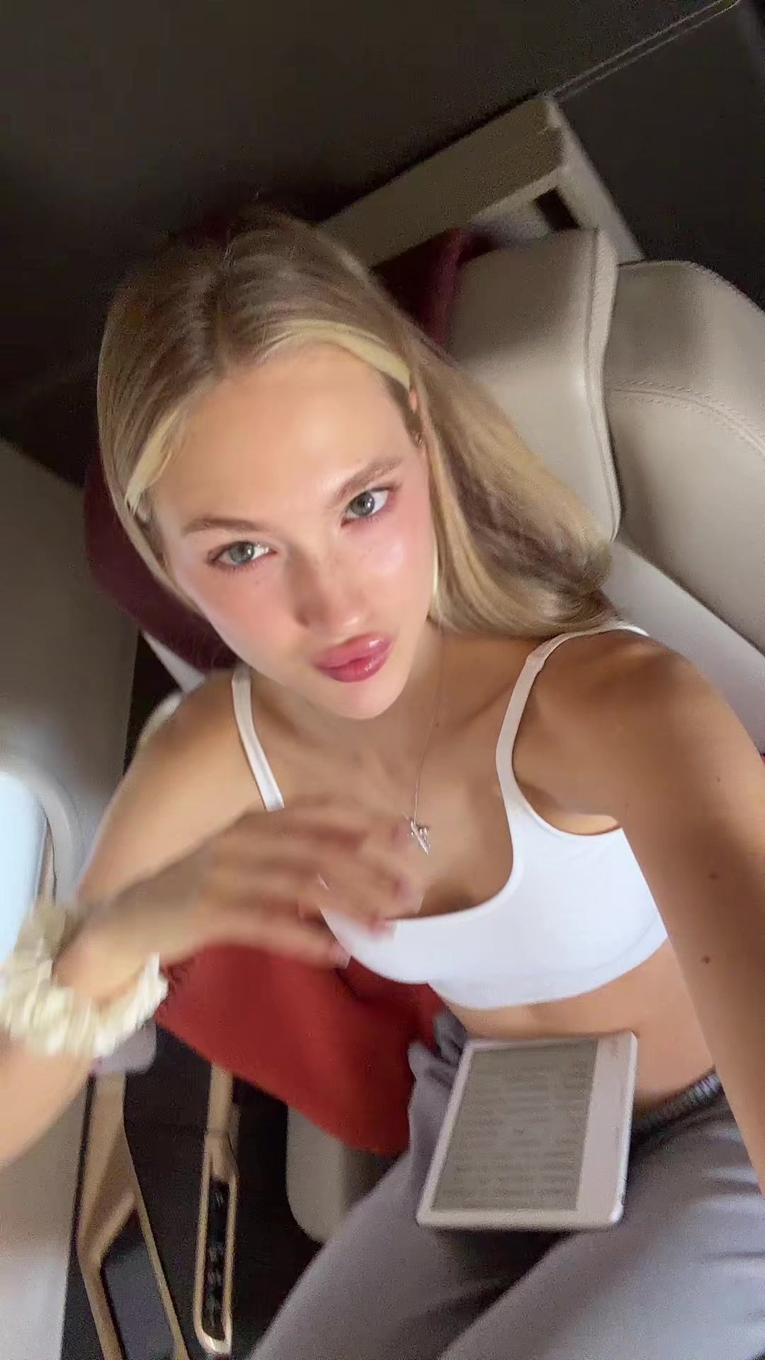 @Daria Grek