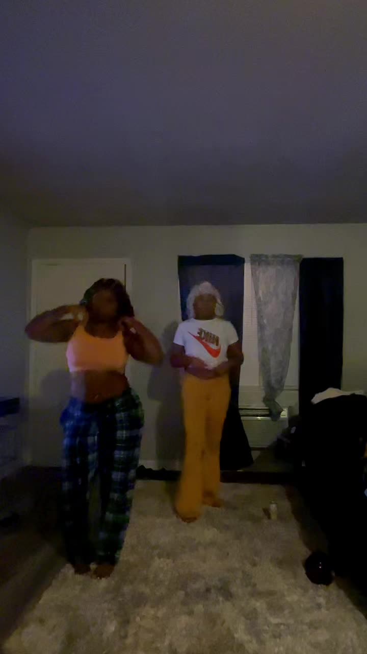 @_.mariahhsoofine
