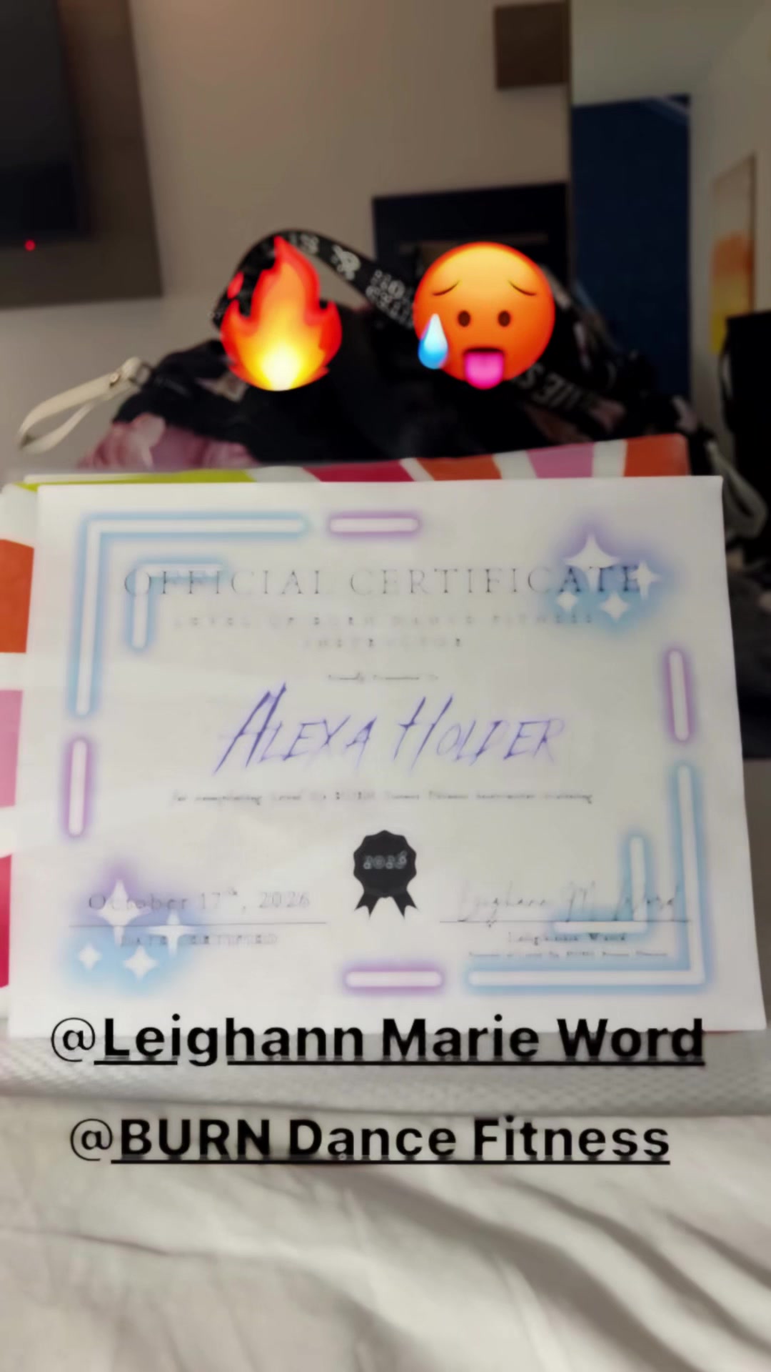 @Lexi Lou💕🪩🫶🌟☮️
