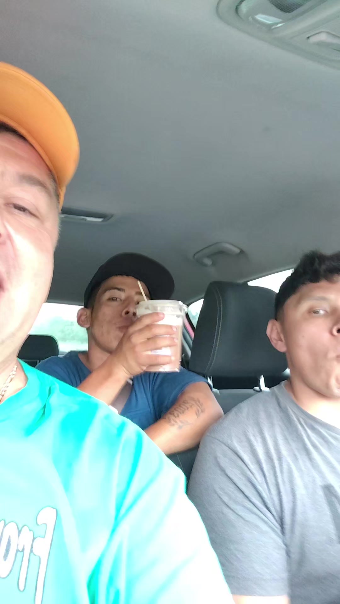 @Iváncito