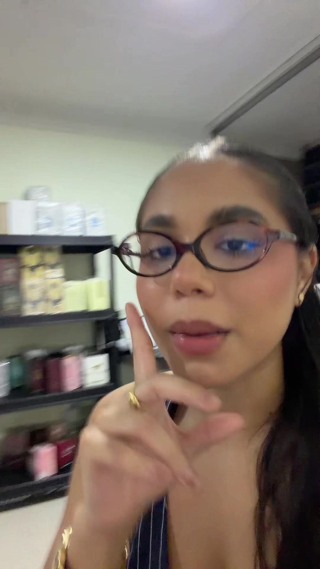 @Joyleg R
