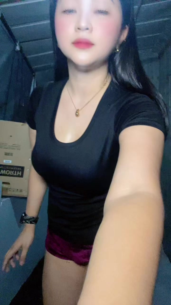 @Sirenang Chinita ᥫ᭡.