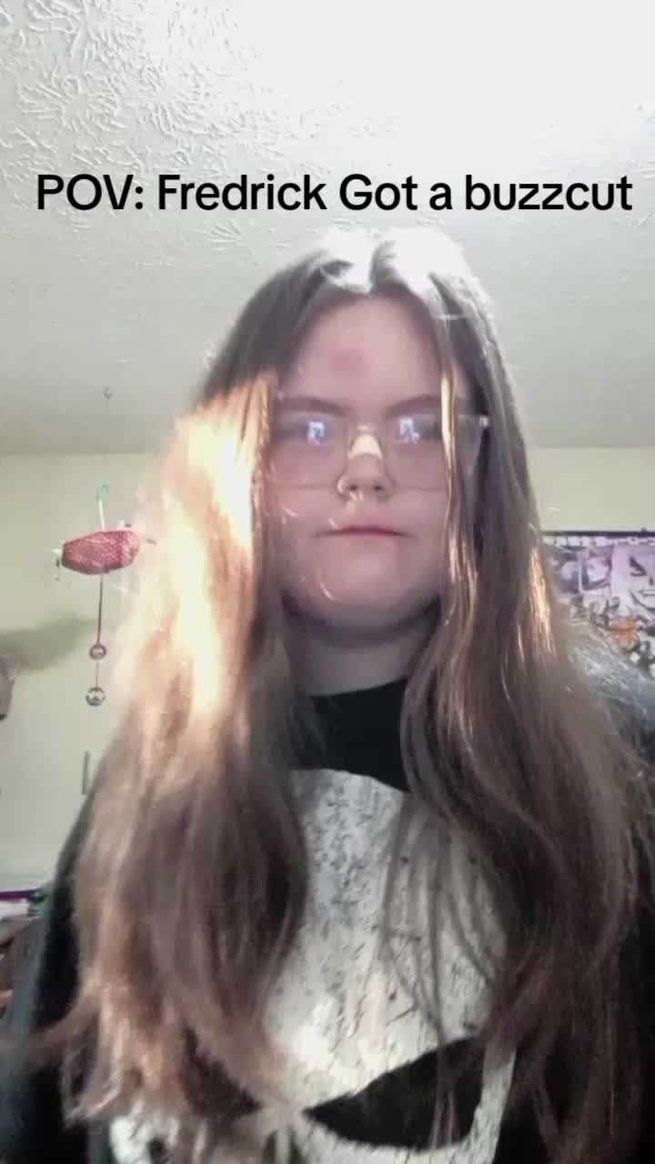 @CosKinz