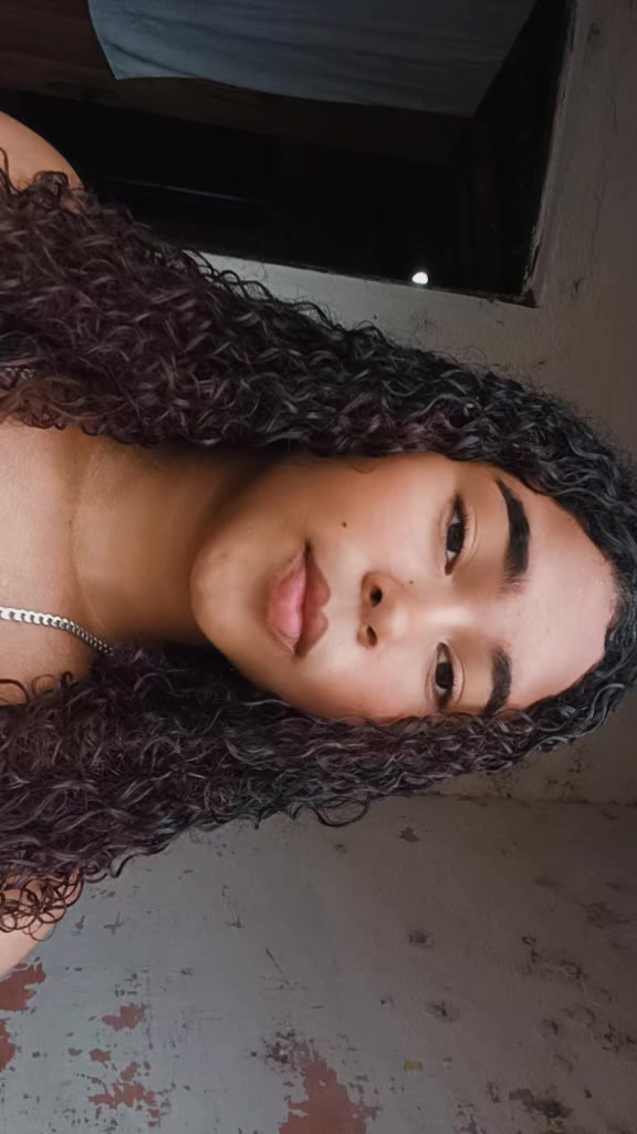 @aninhaa