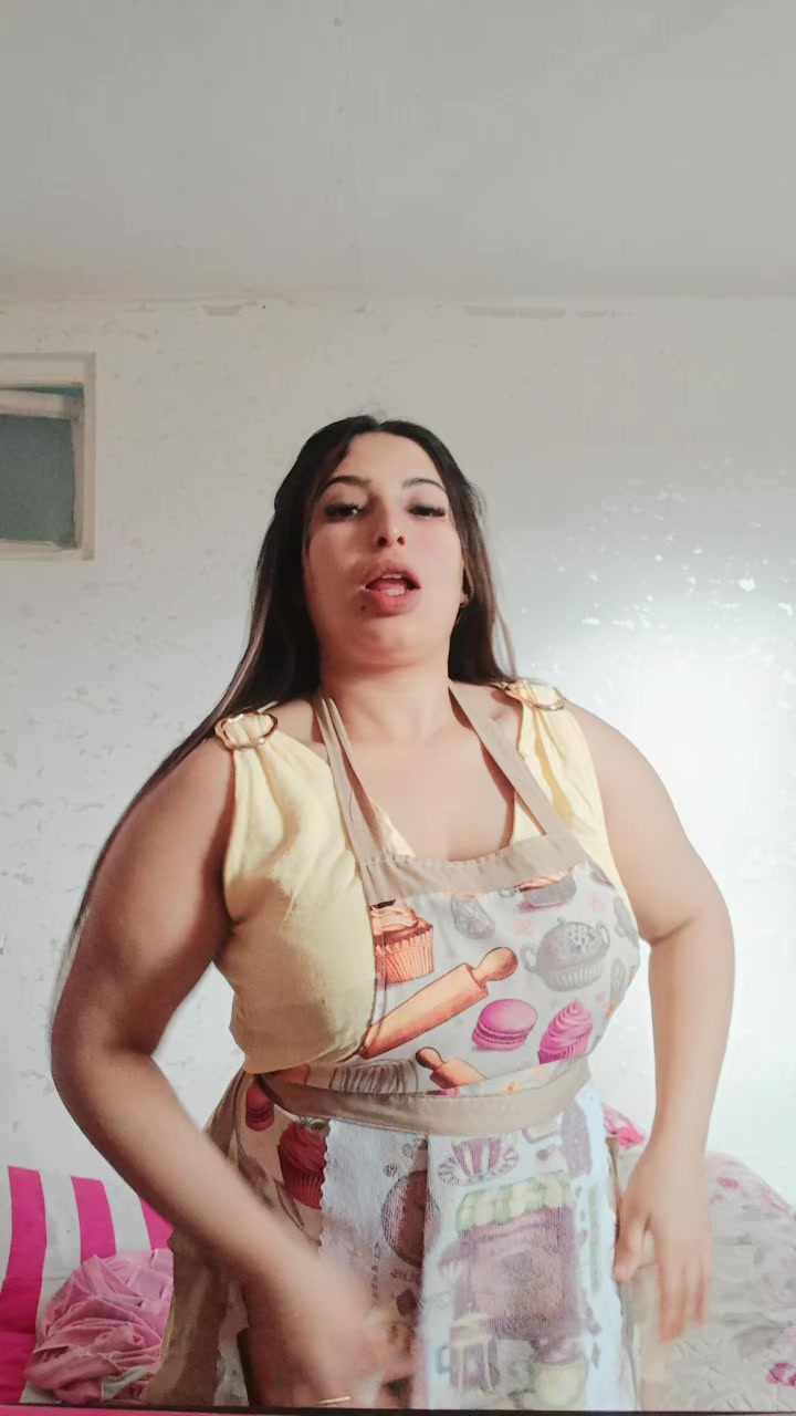 @Nut Ella