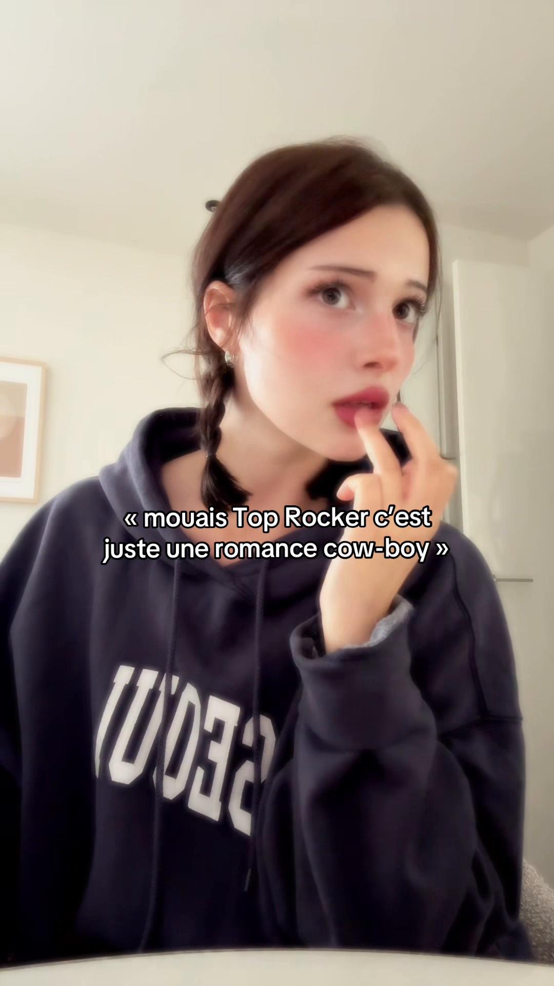@𝒮𝑜𝓁𝑒𝓃𝑒 🪷