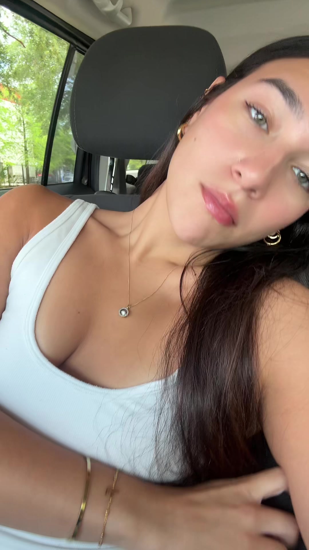 @lola_nahid