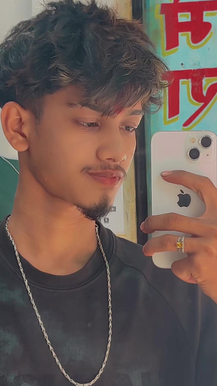 @‼️♨️भोज्पुरीया_राजा👑‼️
