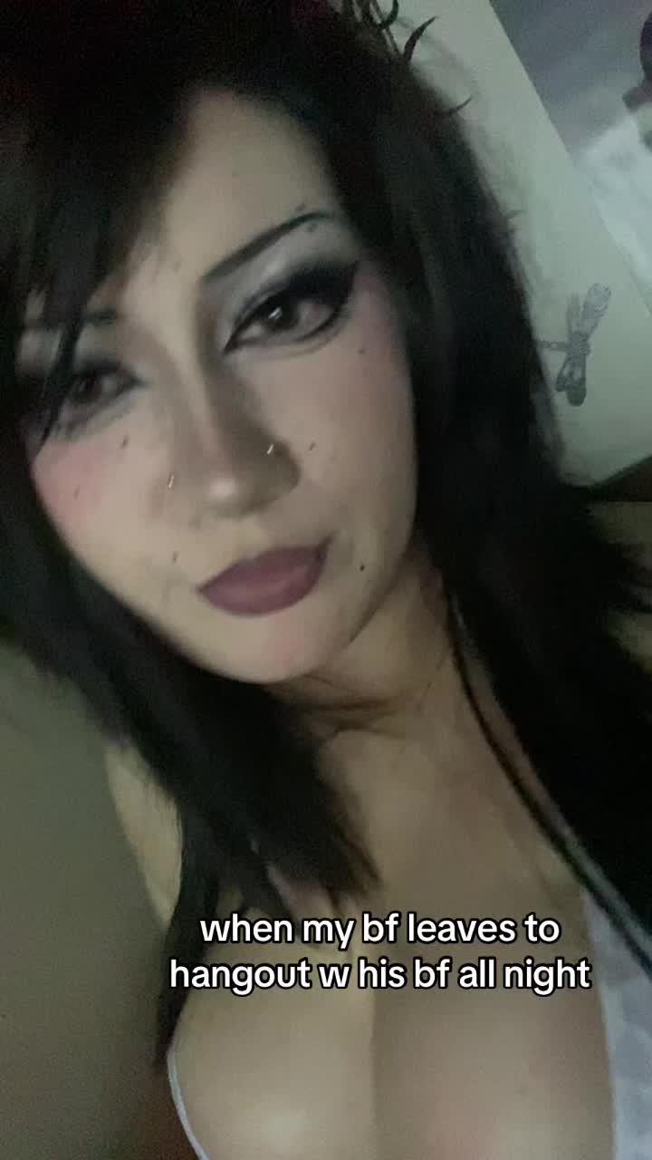 @🧟♀️