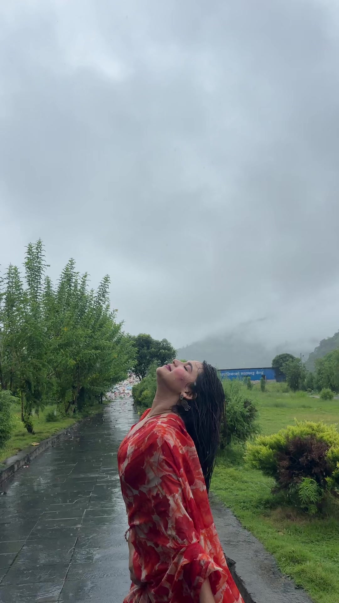 @असु