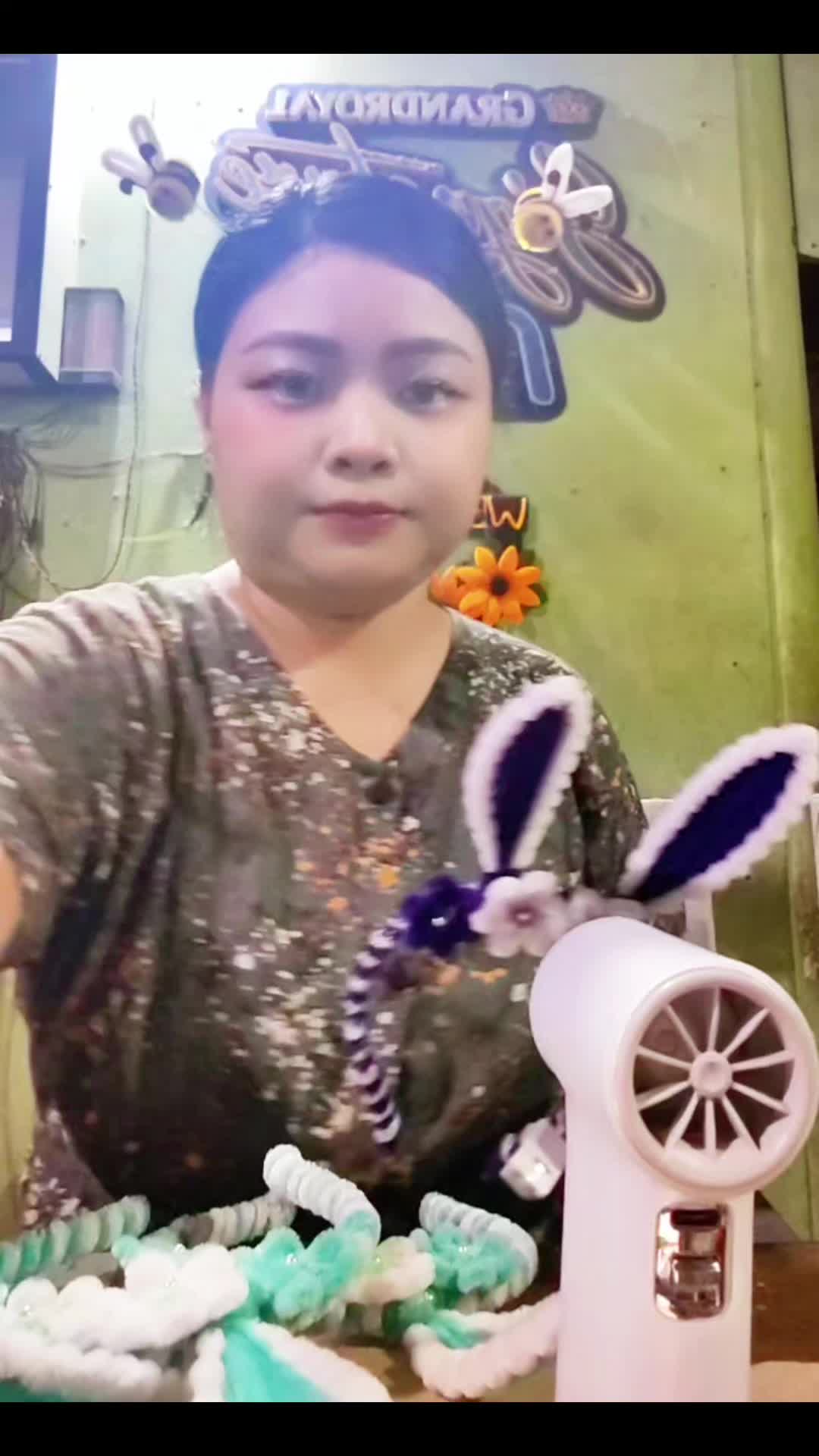 @SuNaingAung (Floral By Su)