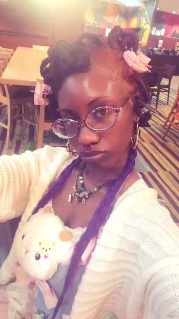 @☆Lilmamabrat₍^. .^₎⟆