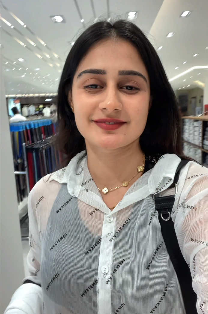 @rashi_gamage_