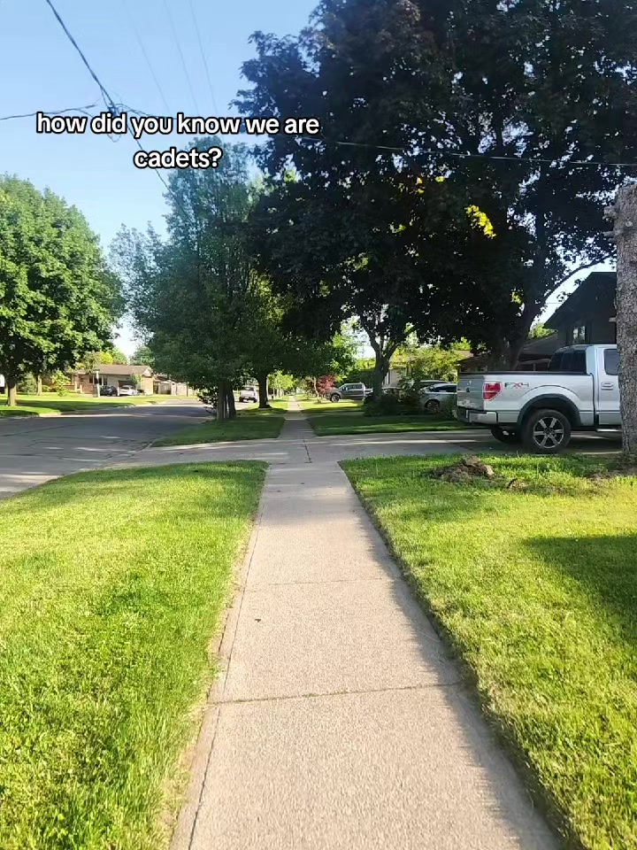 @🛩𝓒𝓱𝓪𝓿𝓮𝔃