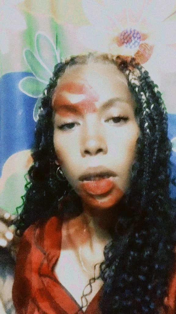 @Prettyweird💋