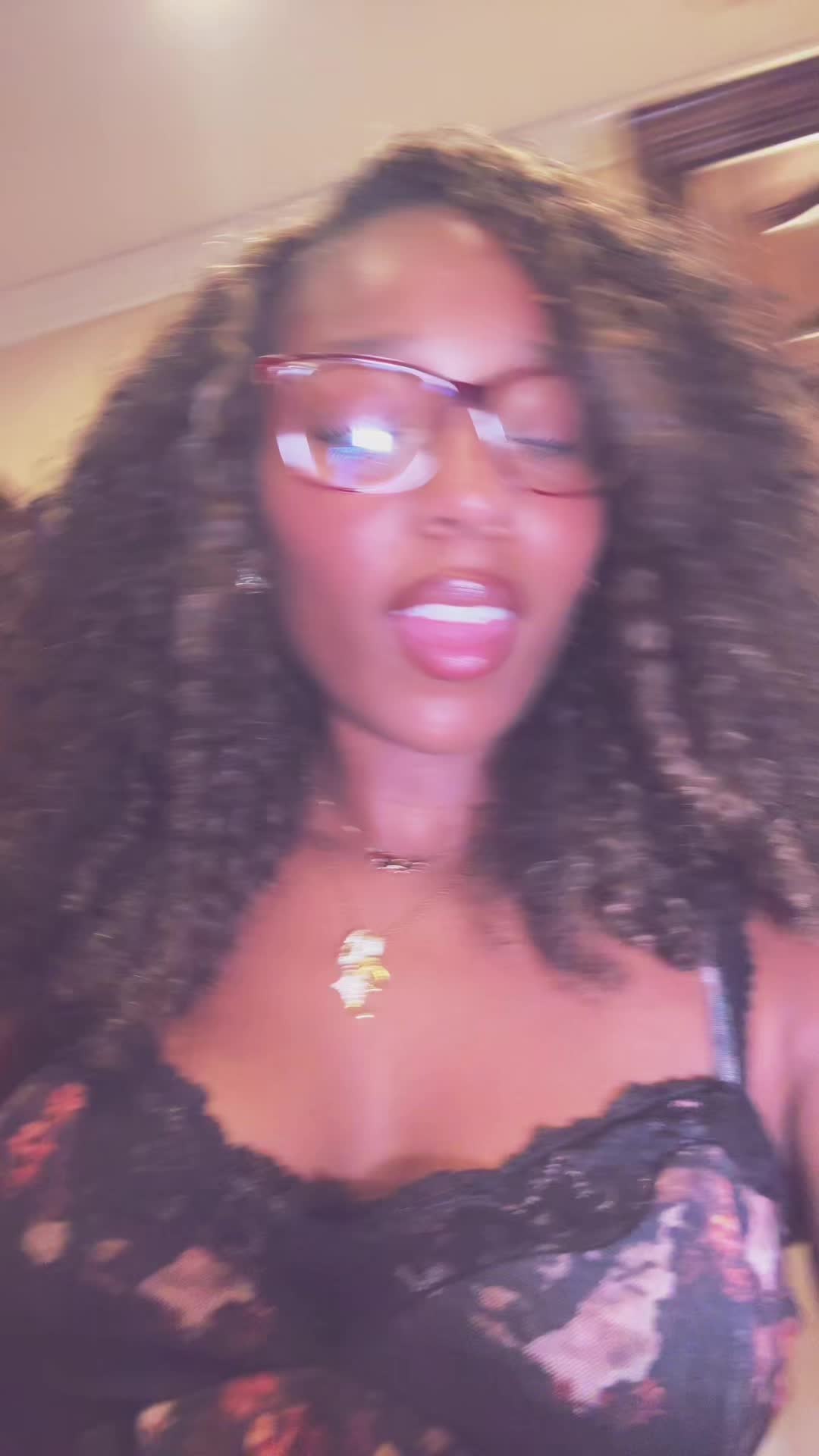 @Tai<333