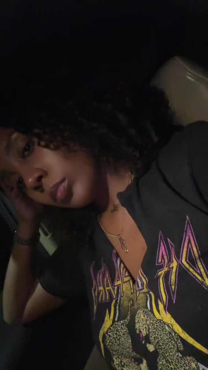 @YesItsTrini