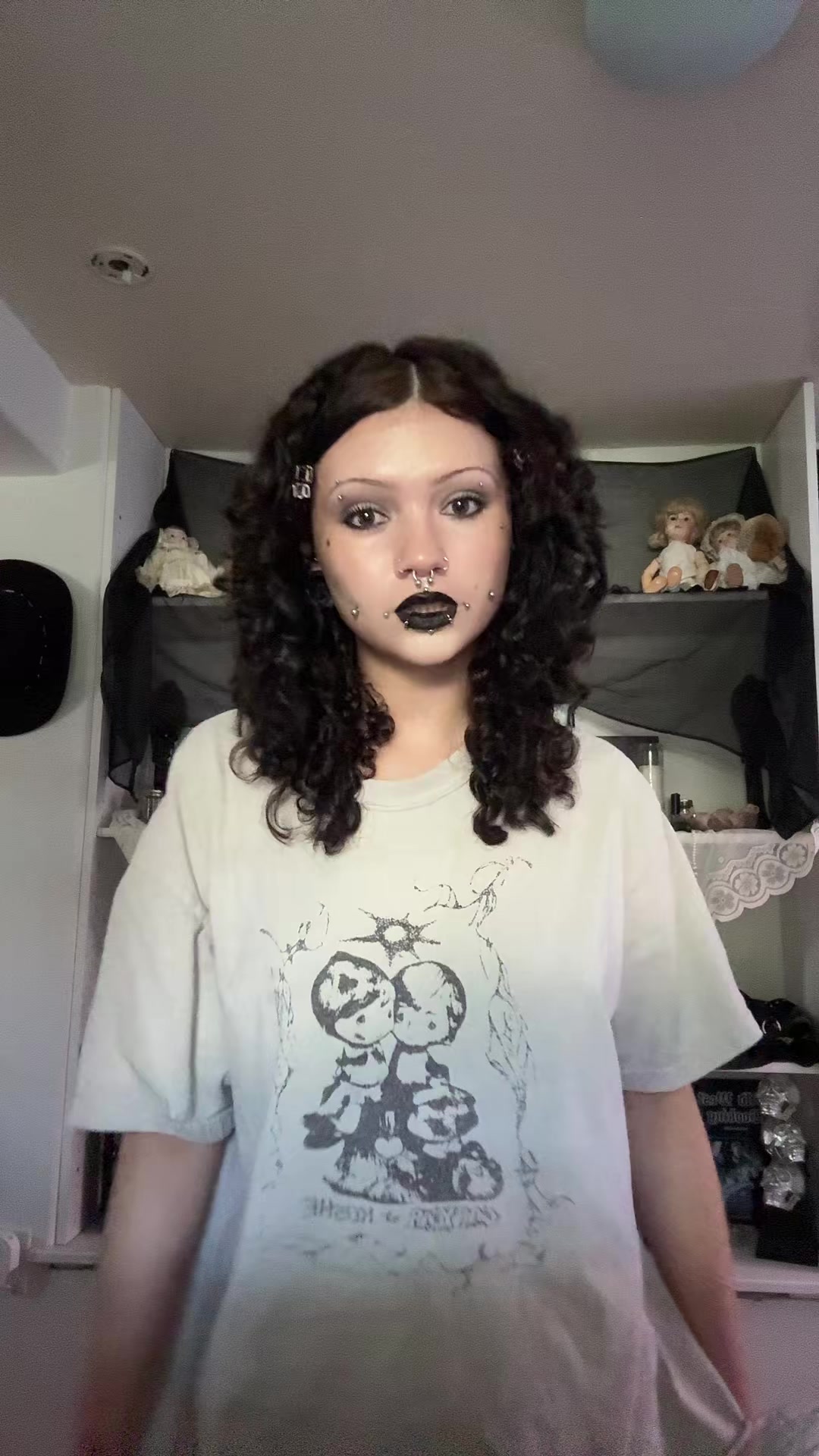 @miss.porcelain_