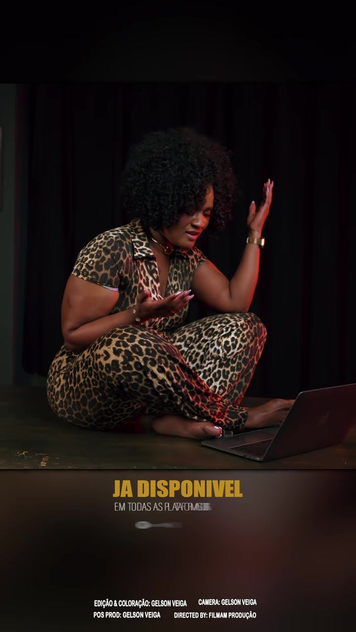 @Elisa Tavares-officiel