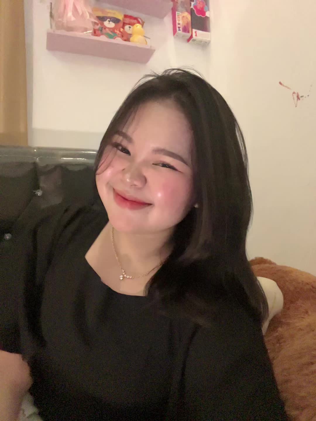 @Nisaa18