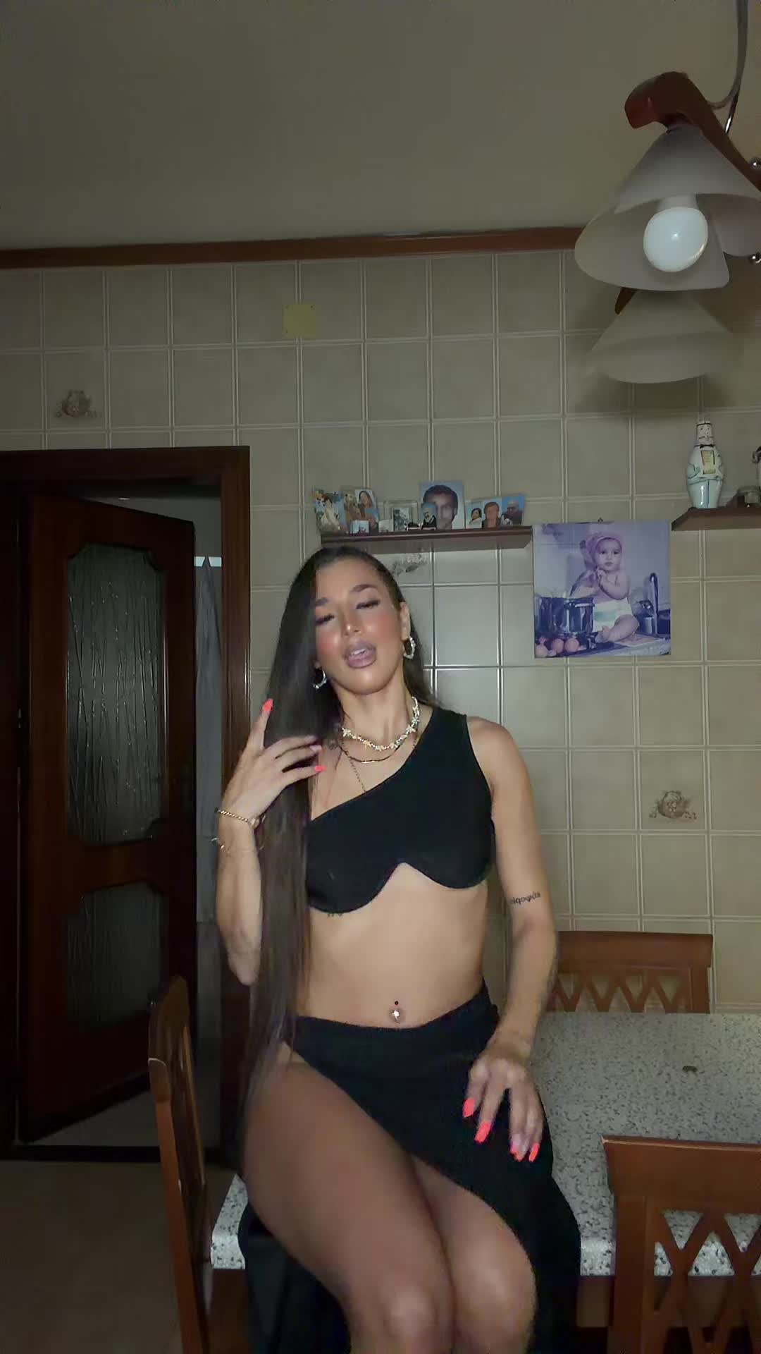 @M.N