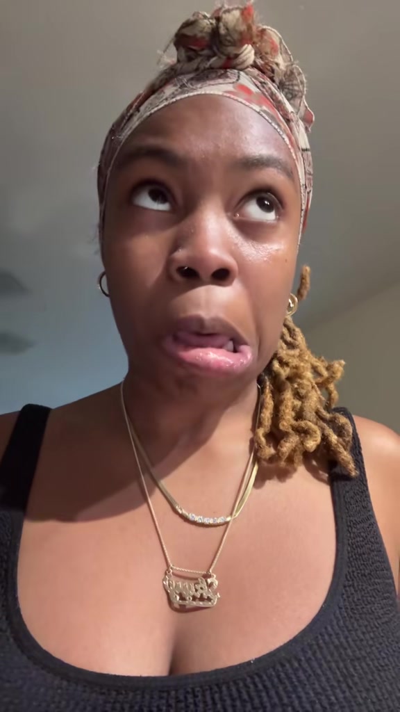 @ARIEZZIE💋☮️