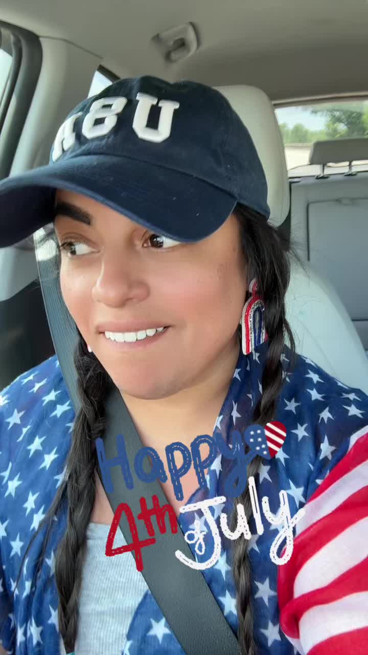 @Cristina_Nicole